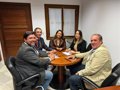 El alcalde de Lora del Río (Sevilla) aborda con Crespo la financiación de las mejoras en el ciclo integral del agua