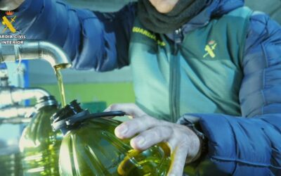 Tres detenidos tras intervenir 6.400 litros de mezcla de aceites vendidos como AOVE