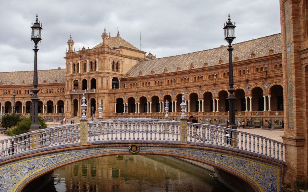 ¿Quién fue el que se fue a Sevilla y perdió su silla? El origen del dicho más famoso