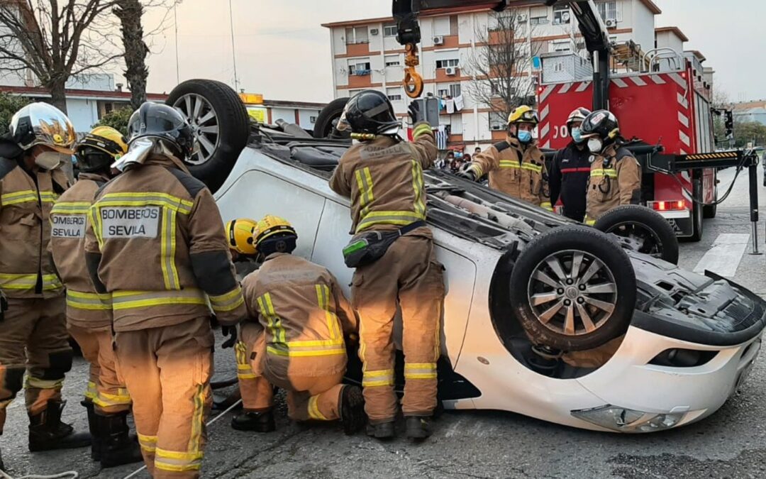 Un delincuente detenido 121 veces roba el móvil a una mujer que llamaba al 061 tras sufrir un accidente