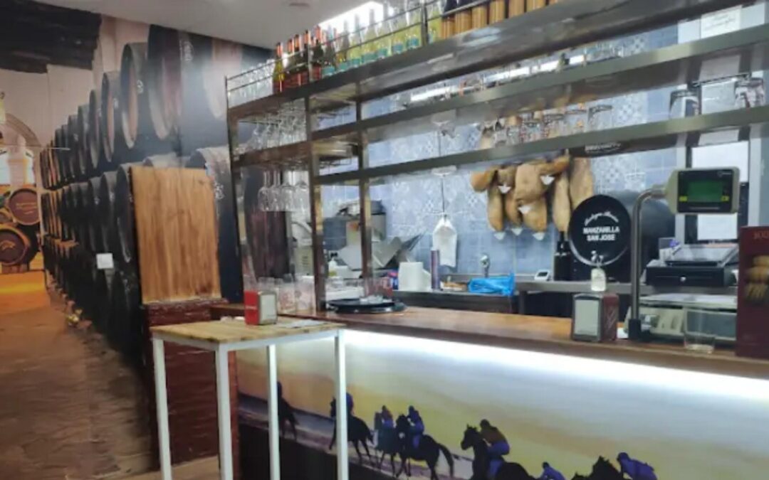 Este bar de Sevilla presume de servir la cerveza más fría y las mejores gambas por 6 euros