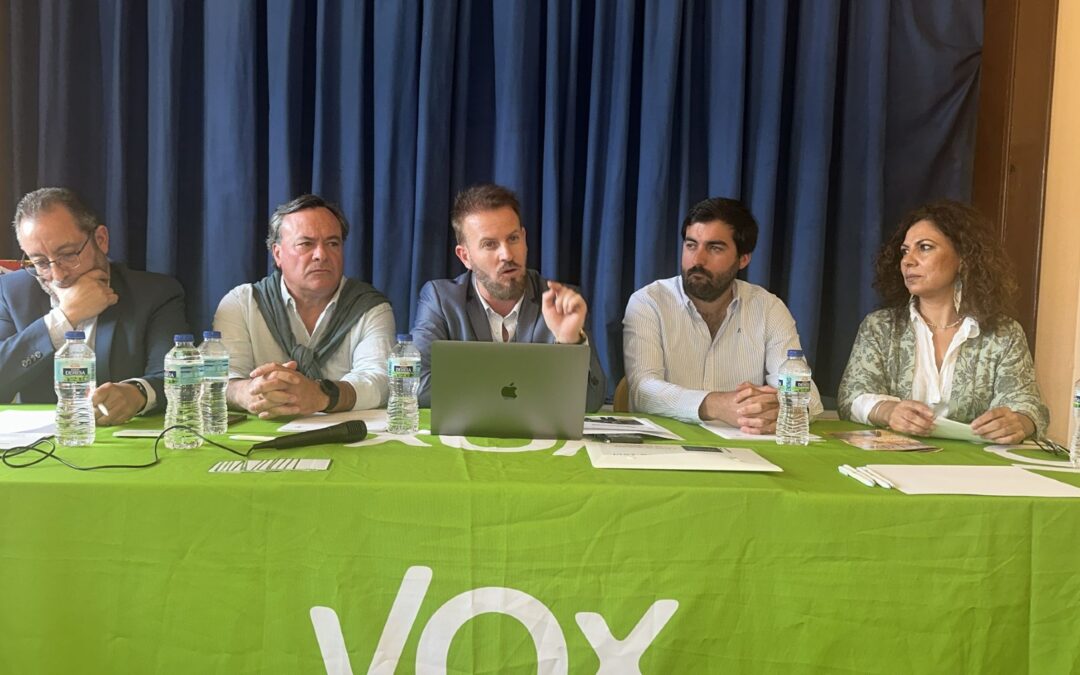 Vox cierra filas con su líder en Dos Hermanas y apuntala el proyecto político: “Aquí nadie lucha solo”