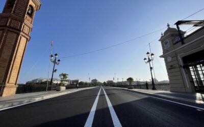 Nuevo pavimento para la plaza del Altozano y el puente de Triana