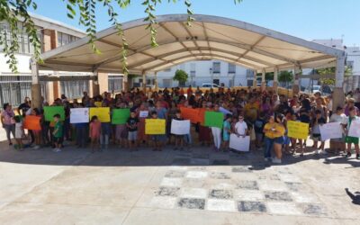 Familias del centro ‘Santa Ana’ de La Puebla de Cazalla denuncian la falta de dirección