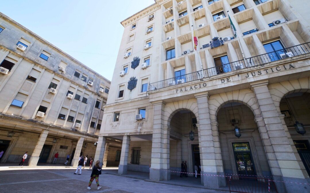 Piden expulsar de España a un colombiano por matar a puñaladas a un marroquí en un parque de Sevilla