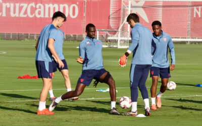 Nianzou regresa a los entrenamientos en una sesión del Sevilla con cuatro ausencias