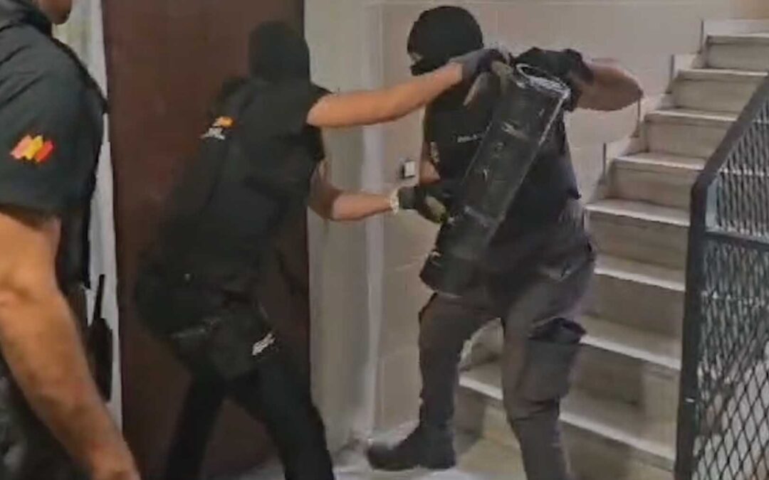 así ha sido el golpe policial a los narcos en las Tres Mil Viviendas
