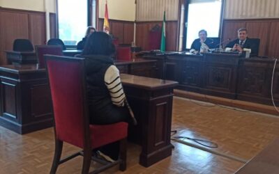 Cinco años y medio de cárcel por intentar asesinar a su hijo con laxantes y diuréticos