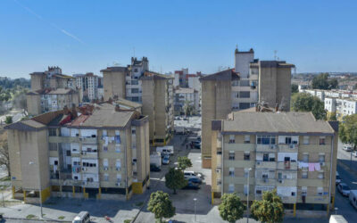 Vecinos de las Tres Mil Viviendas se movilizan en ayuda a Valencia por la DANA