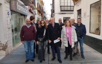 Luis Ángel Hierro formaliza su renuncia como precandidato y ve a Montero como el “mejor activo” para liderar el PSOE-A