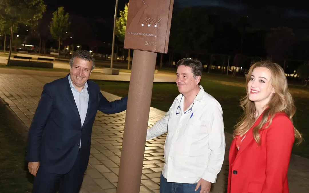 «La mala costumbre» gana el Premio Literatura Almudena Grandes de ficción en La Rinconada