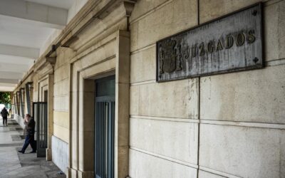 Condenado por golpear en la cara a un vecino de La Puebla del Río en la puerta de su casa