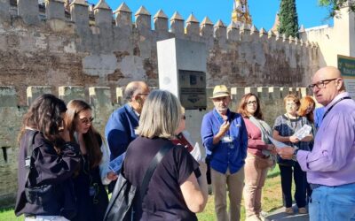 Ben Basso denuncia el exceso de veladores, basura y falta de señalización en la muralla