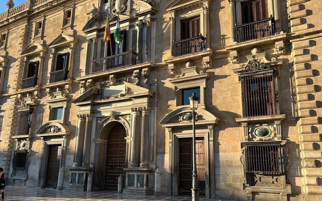 El TSJA rechaza descarta apropiación indebida por usar un hombre el coche de su ex mujer y quedarse dinero